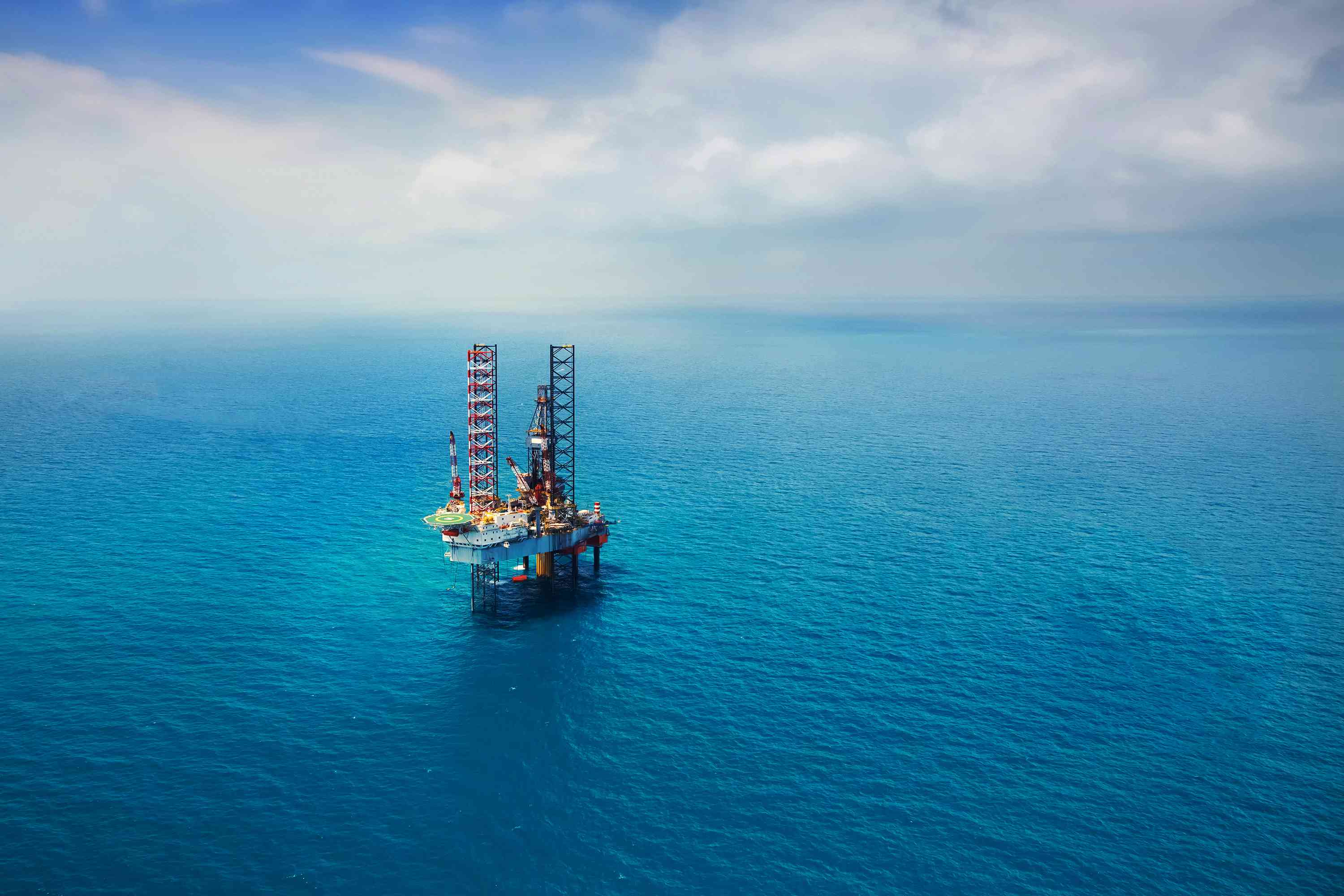 Offshore oil rig in the gulf